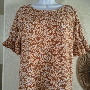 LC Lauren Conrad Rust and Cream Floral Ruffle Sleeve Tunic